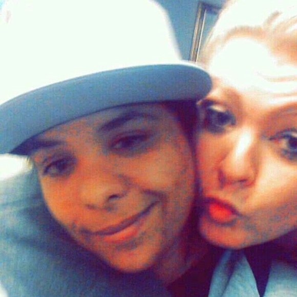 Meet your Posher, Nicole - Picture 2 of 3